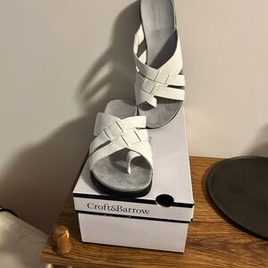 Croft & Barrow White Sandals Comfortable Summer Footwear